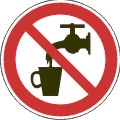 Табличка "Запрещается использовать в качестве питьевой воды"