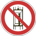 Табличка "Запрещается подъем спуск людей по шахтному стволу"